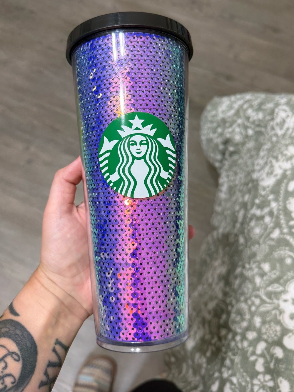 Starbucks Limited Edition Purple Sequins Glitter 24OZ Venti Cup
